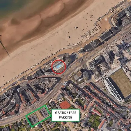 Cozy With Pool Close To The Sea Апартаменты