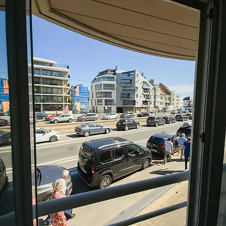 Cozy With Pool Close To The Sea Ostende
