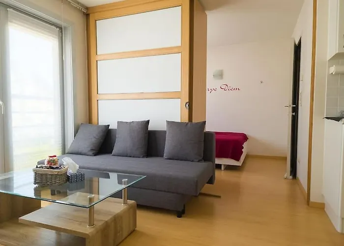 Cozy With Pool Close To The Sea Ostend